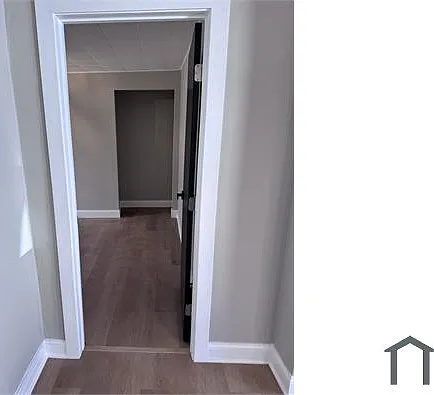 588 Summit St — Photo 16