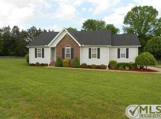 212 Homewood Dr, Murfreesboro, TN 37127