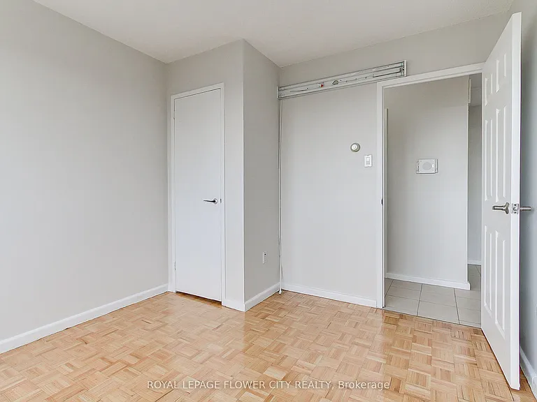 10 Sunny Glen Cres #909 — Photo 30