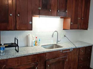 15 Hawkins St APT 3, Providence, RI 02908