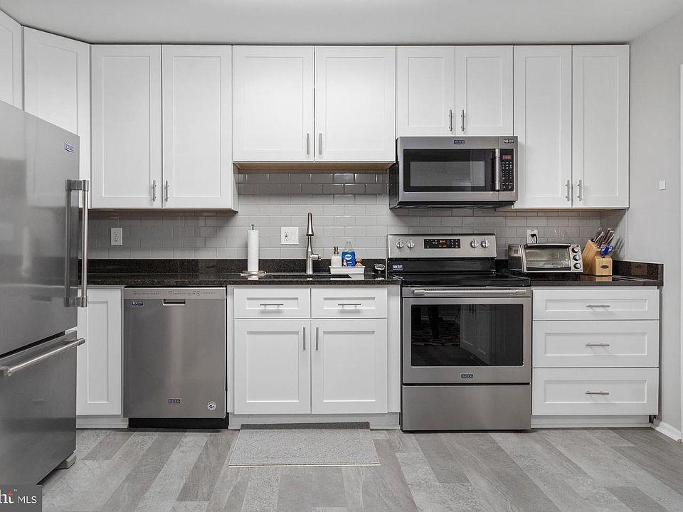 1st image of 8019 Valley Manor Rd APT 2B