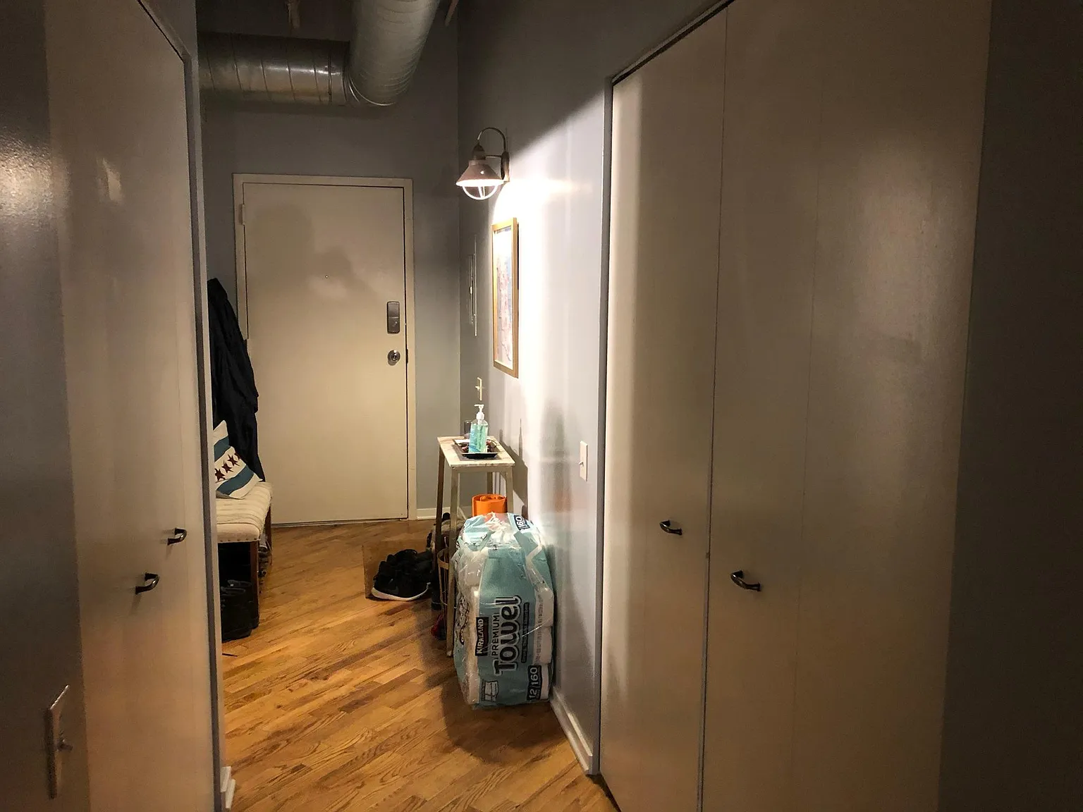 1 bed, 1800 sqft, $2,300 — Photo 4