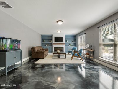 6003 Limestone Creek Dr, Charlestown, IN, 47111