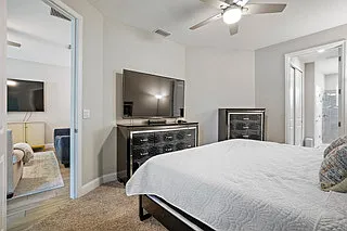 5246 Neil Dr — Photo 12