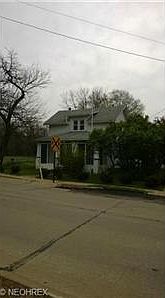 1st image of 272 Barker St Unit 21