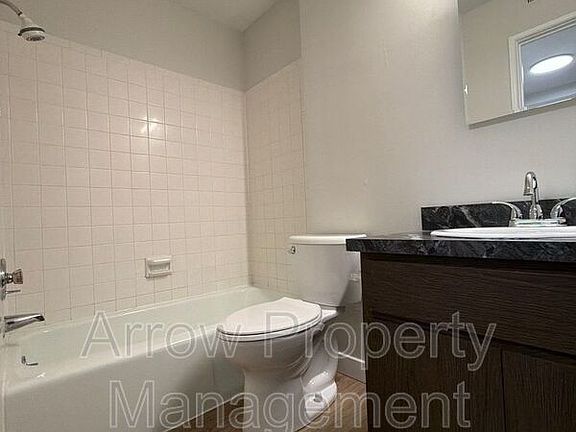 5th image of 649 S 18th St #13