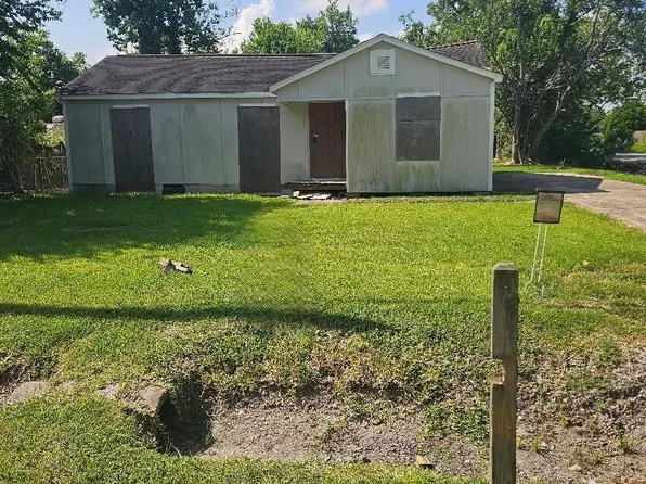 7502 Bywood St, Houston, TX 77028