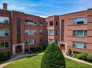 2645 W Fitch Ave #3, Chicago, IL 60645