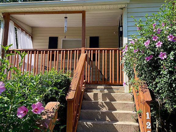 2nd image of 126 Rumbough Pl