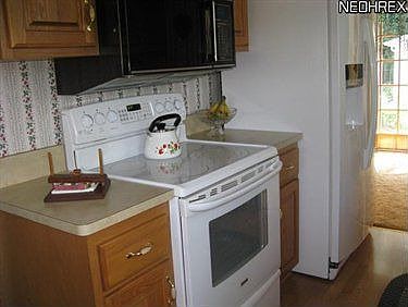 3rd image of 6491 Wedgewood Dr