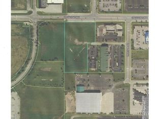 400 Pingree Rd, Crystal Lake, IL 60014