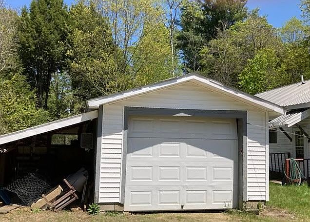 2nd image of 265 Airport Rd