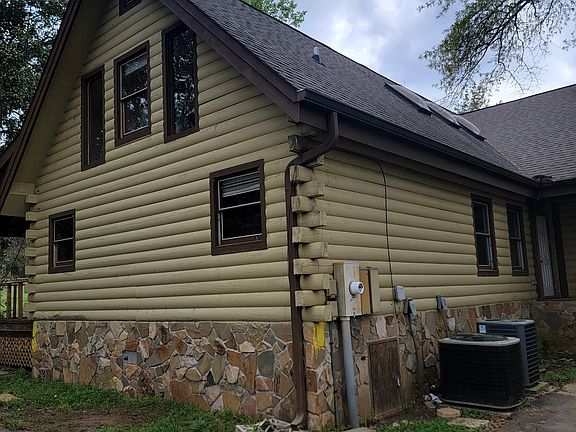 2nd image of 24 Alexander Rd