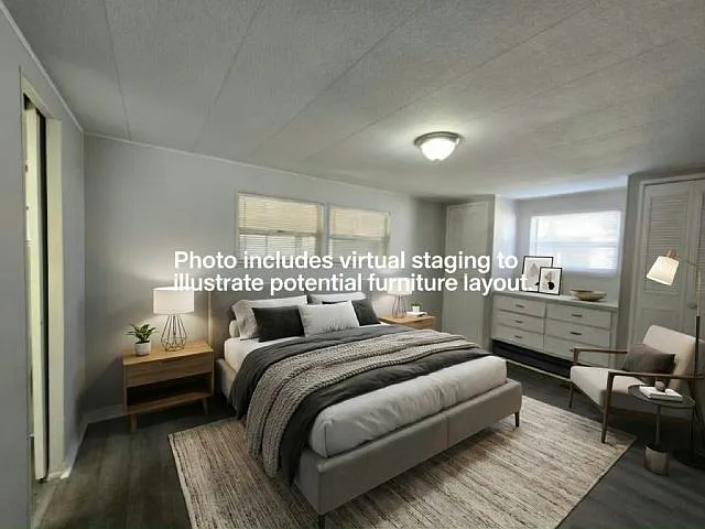 Building Photo - 311 50th Avenue Plz W #102