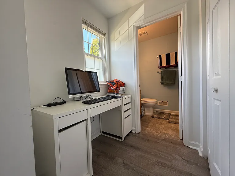 120 Village Dr — Photo 28
