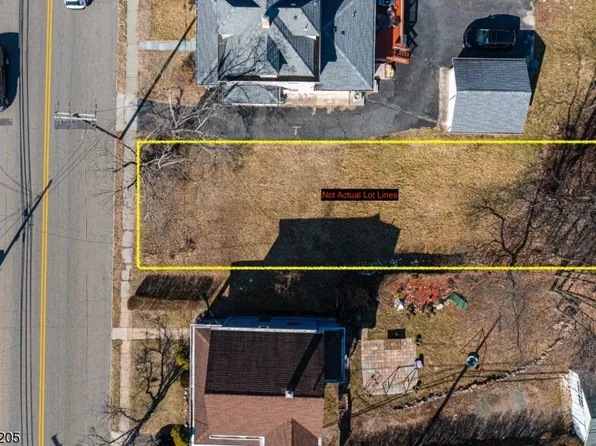 38 Beach St, Rockaway Boro, NJ 07866