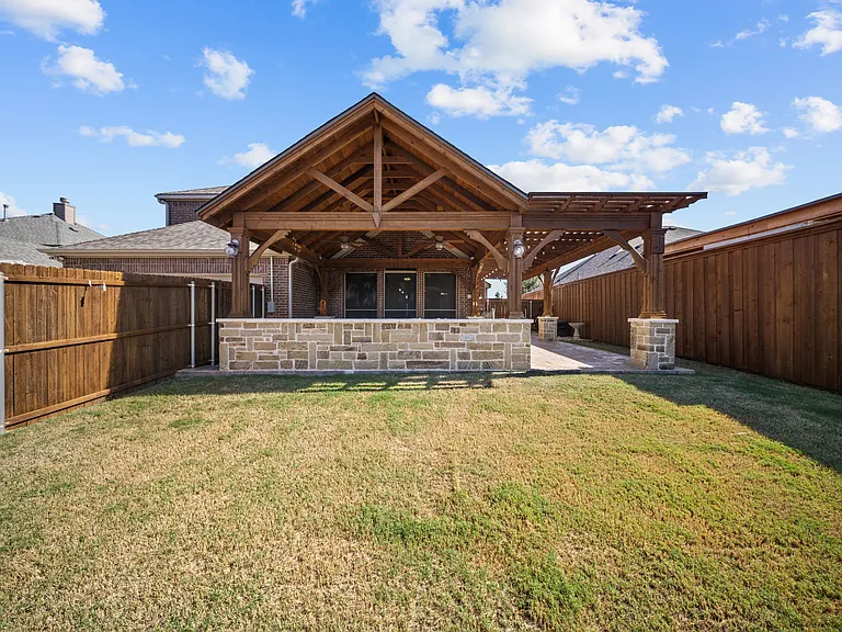 115 Parkwood Dr — Photo 26