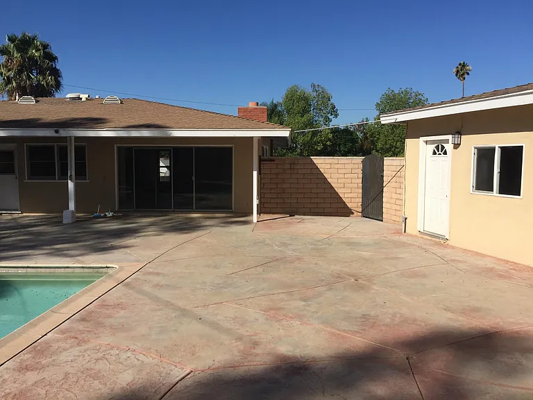 3688 Mount Vernon Ave — Photo 6