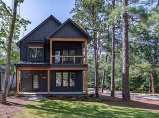 394 E New Jersey Ave, Southern Pines, NC 28387