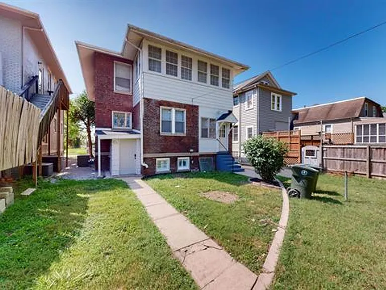 1507 Jefferson St — Photo 27