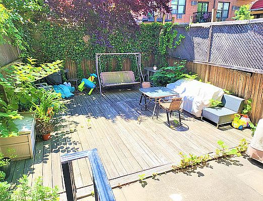 1st image of 130 15th St #1
