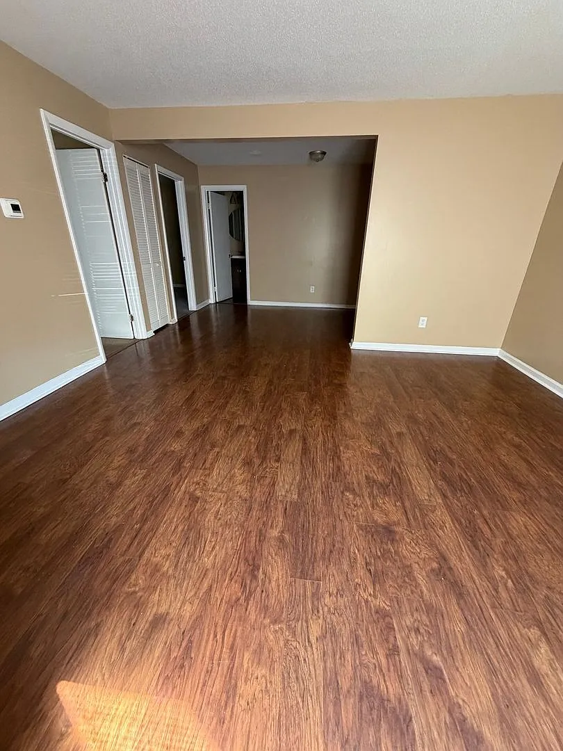 Two bedroom, 1 bath apartment in Haw River — Photo 3