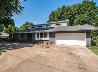 3115 S Luster Ave, Springfield, MO 65804