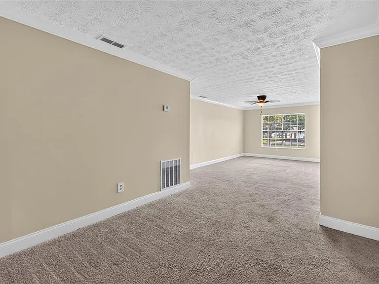 5301 Hansel Ave #A-18 — Photo 7