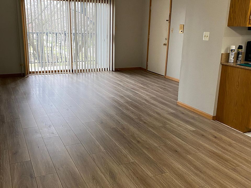 Large living space with balcony