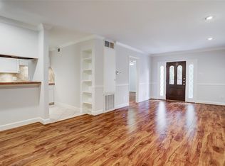3131 Cummins St APT 13, Houston, TX 77027