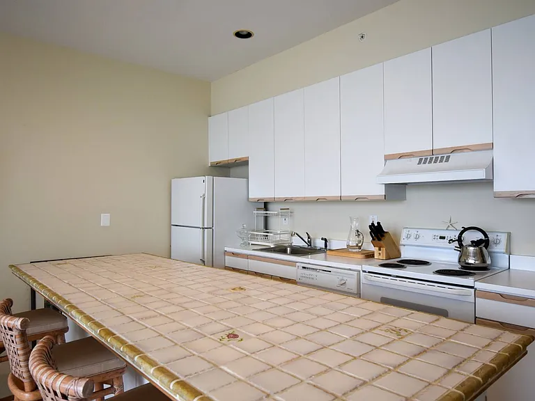 256 Dune Rd #94 — Photo 11