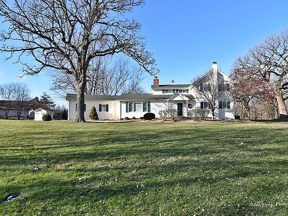 2nd image of 3N740 S Bridle Creek Dr