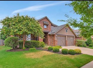 855 Forest St, Aubrey, TX 76227