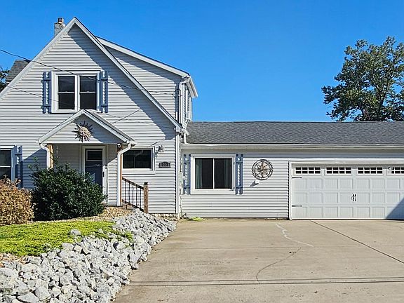 2nd image of 227 Lakeview Dr