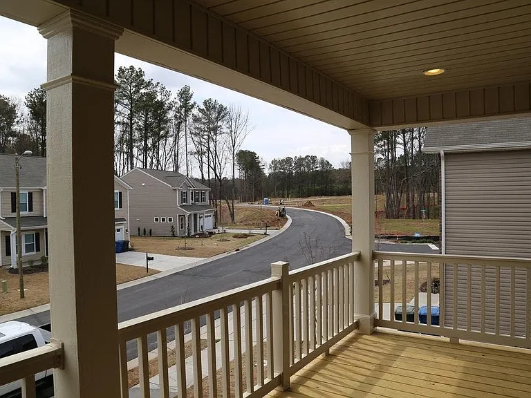836 Poplar St — Photo 28