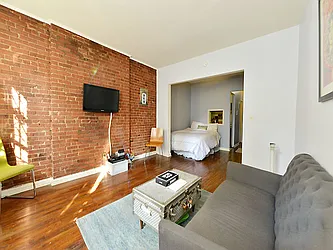 Rented by Cooper & Cooper Real Estate