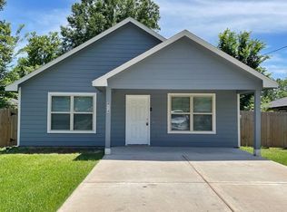 8114 Record St, Houston, TX 77028