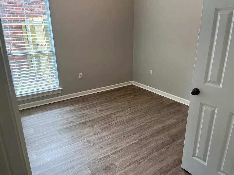 7929 Essen Cove Dr — Photo 14