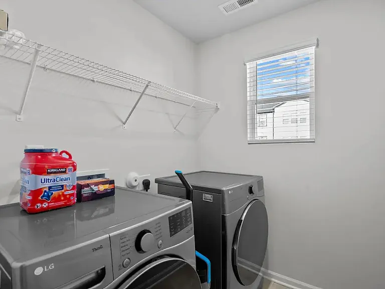 415 Sustainable Way — Photo 22
