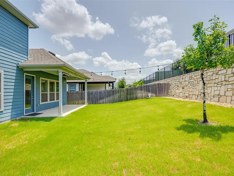 9813 Evening Canopy Dr — Photo 38