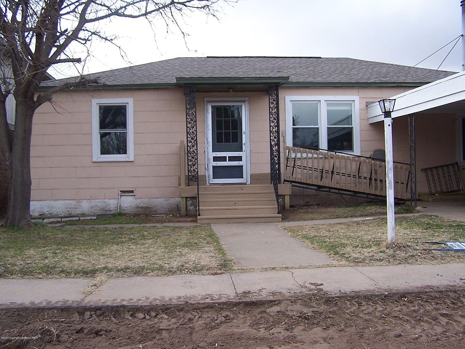 1st image of 210 N Mackenzie Ave