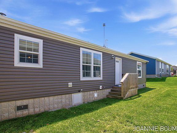 3rd image of 5230 E Sunfield Ln