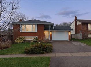 43 Ripley Cres, Kitchener, ON N2N 1W2