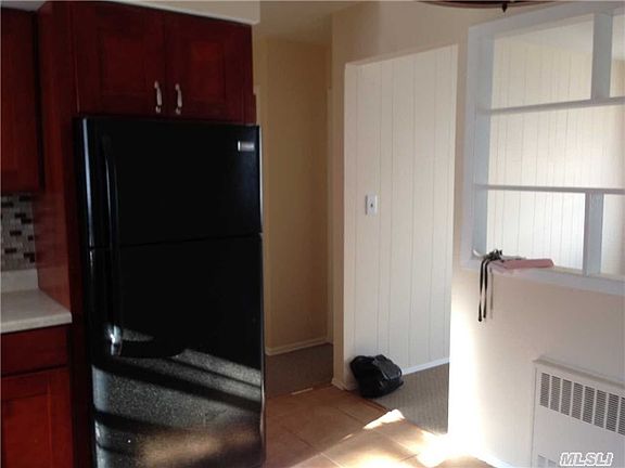 2nd image of 2432 Oceancrest Blvd #2