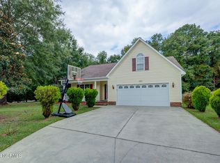426 Conner Grant Rd, New Bern, NC 28562