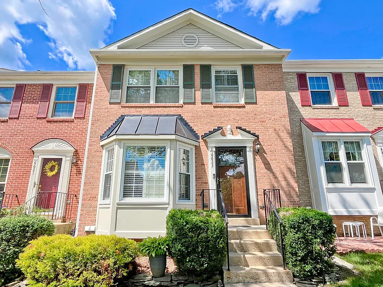 6623 Sky Blue Ct — Photo 2