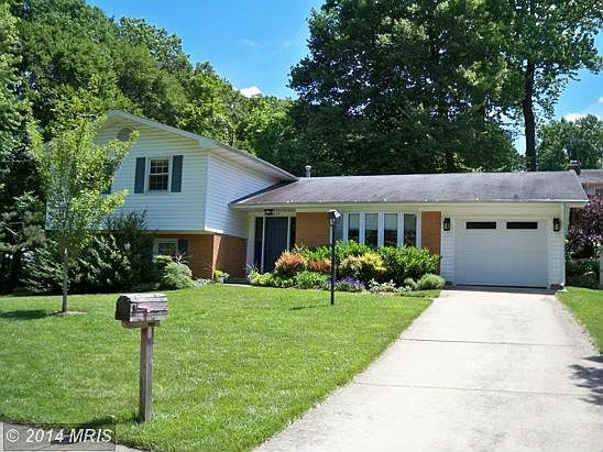 2nd image of 8623 Darien Ct