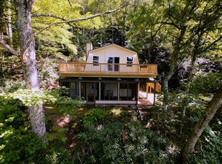 225 Fox Trot Dr SW, Meadows Of Dan, VA 24120