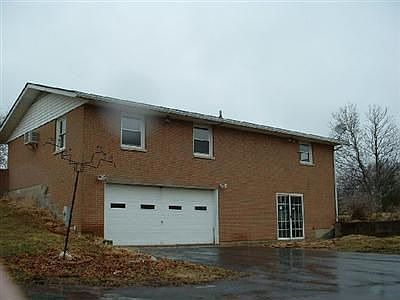2nd image of 5859 Wood Ave