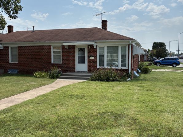1 E 28th Ave